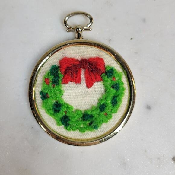 Christmas Wreath Cross Stitch Ornament Tin Punch Handmade Holiday Embroidery - Picture 13 of 13